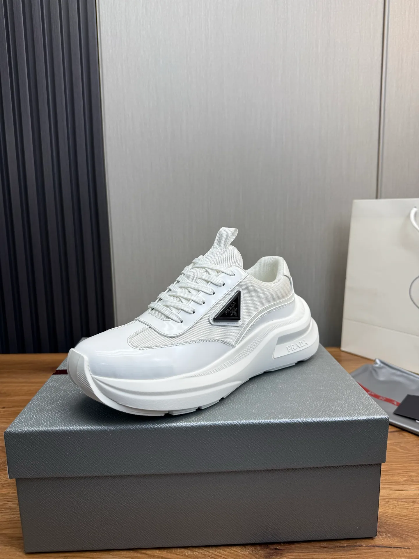 Men's shoes 💰660💰 [PRADA] Men's shoes are popular in the counter, official website is synchronized, high-quality shipments ✔️Original cowhide + cowhide lining, 1🆚1 replica, original sole, 38-45 (customized for 45, non-refundable)